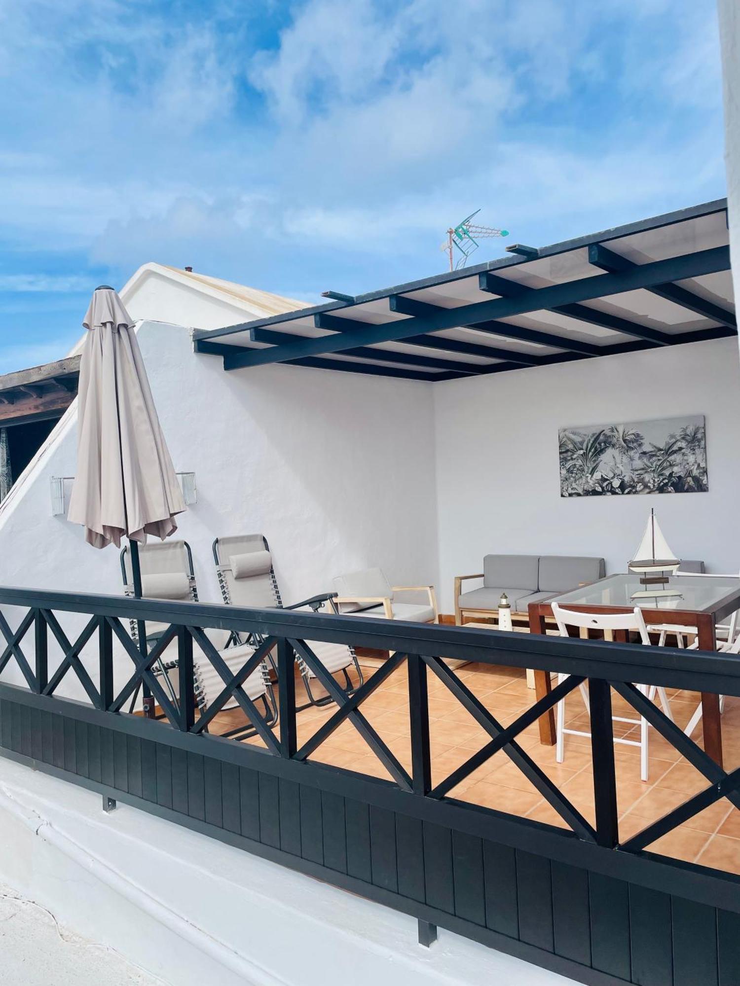 Apartamento Con Amplia Terraza En La Playa Puerto del Carmen  Esterno foto